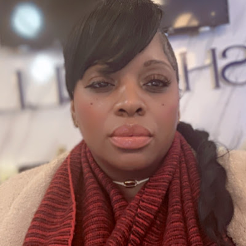 Meet your Posher, Karima